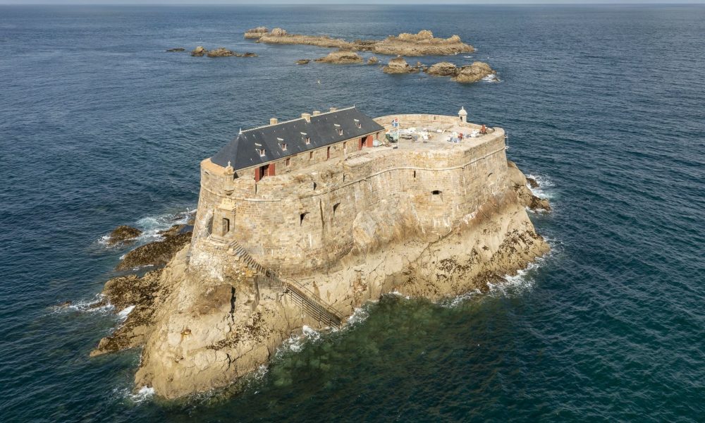Le fort de la Conchée, au large de Saint-Malo © Éric Sander